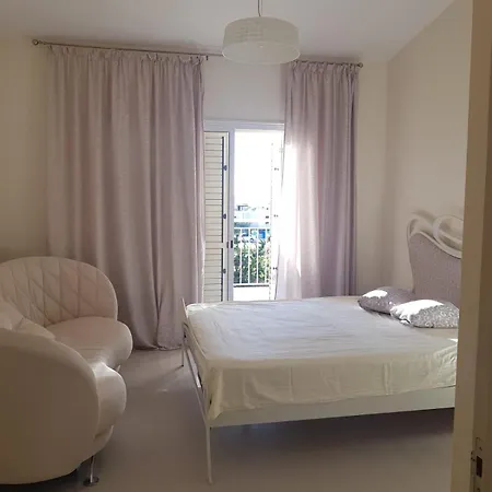 Cozy House Near The In Regina Gardens Villa *